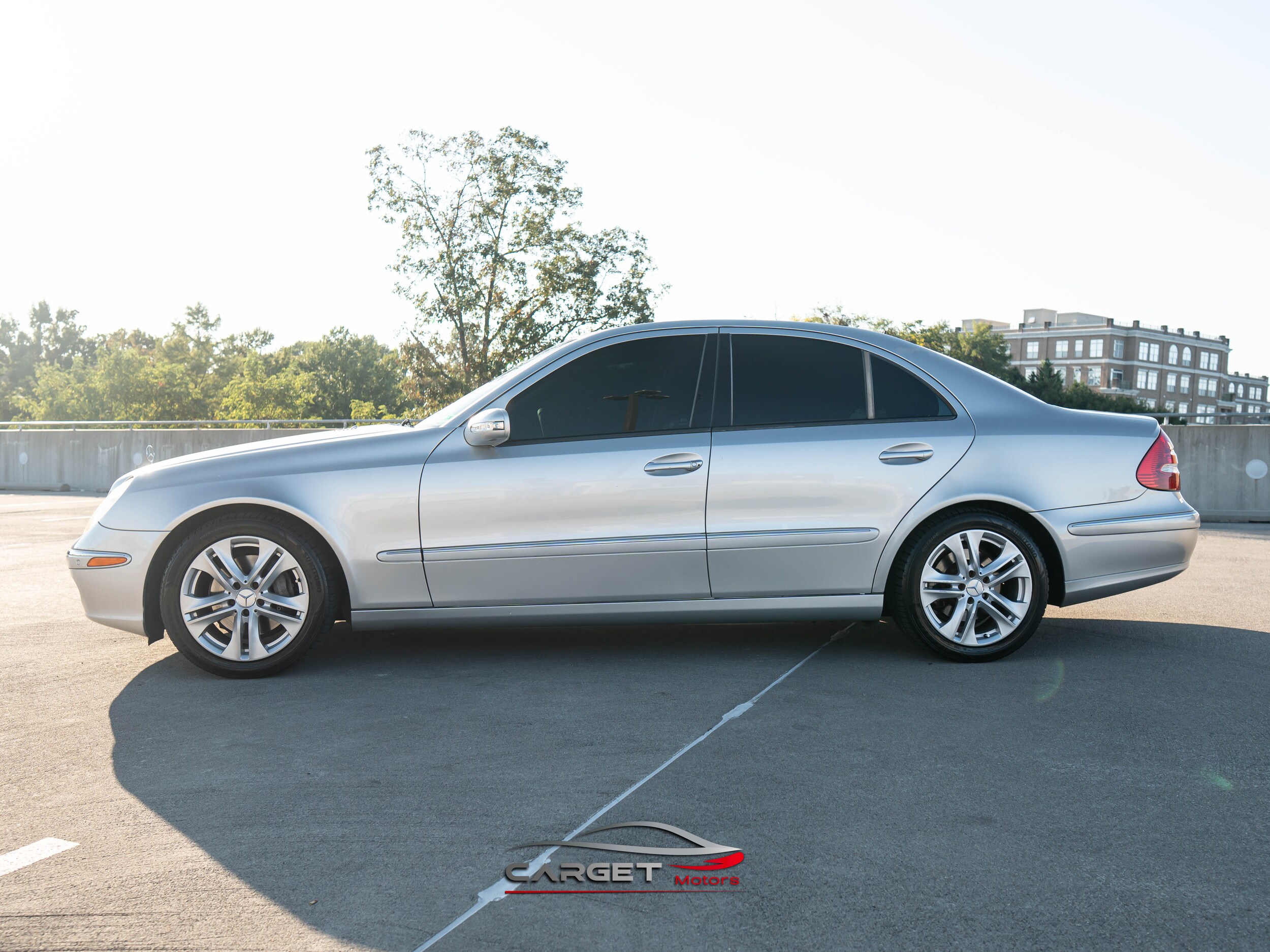 2003 Mercedes Benz E Sedan photo 3