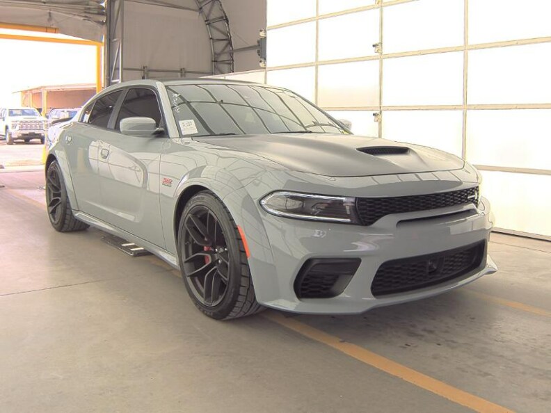 2022 Dodge Charger Scat Pack photo 2