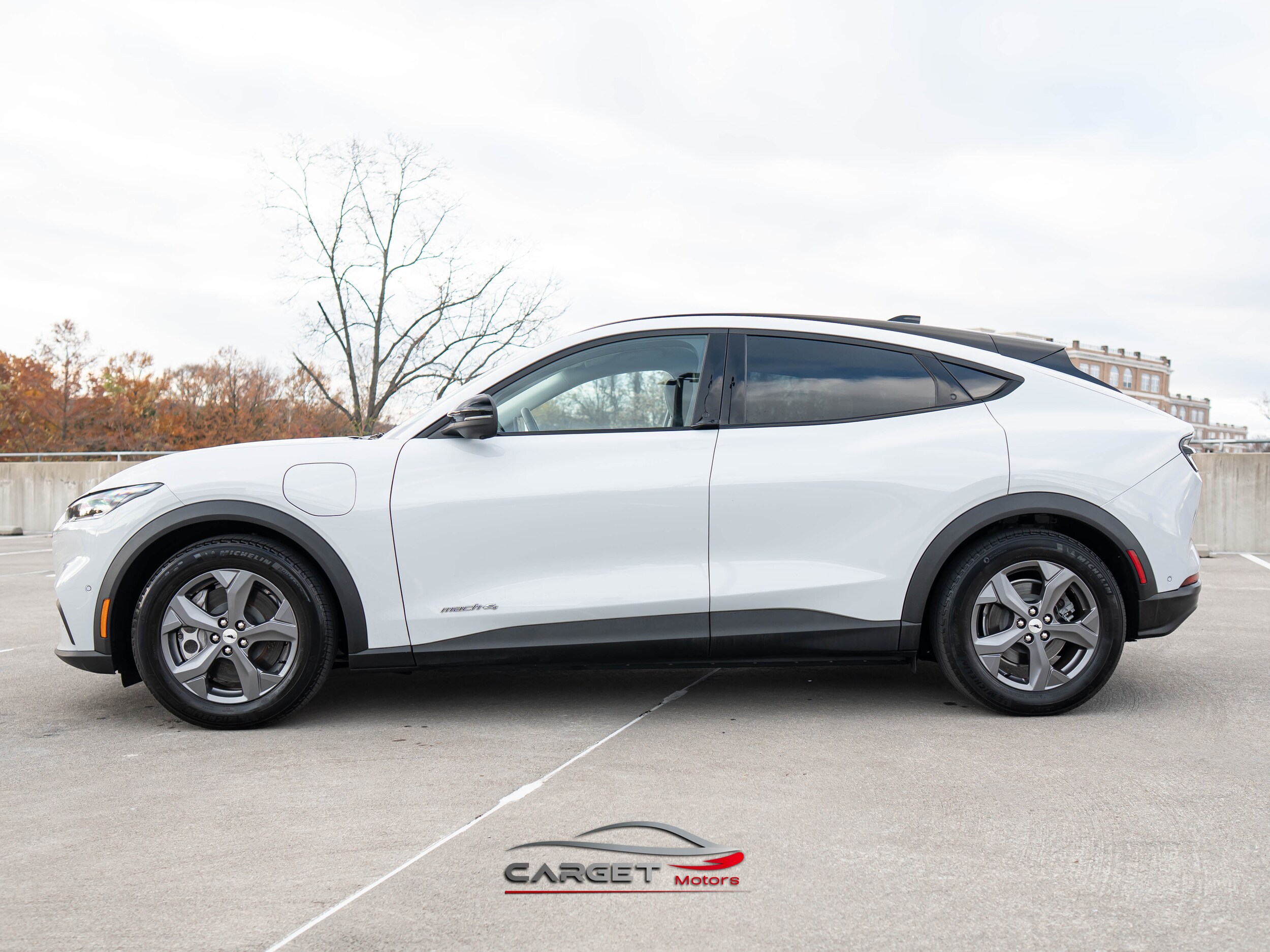 2023 Ford Mustang Mach-E Select photo 4