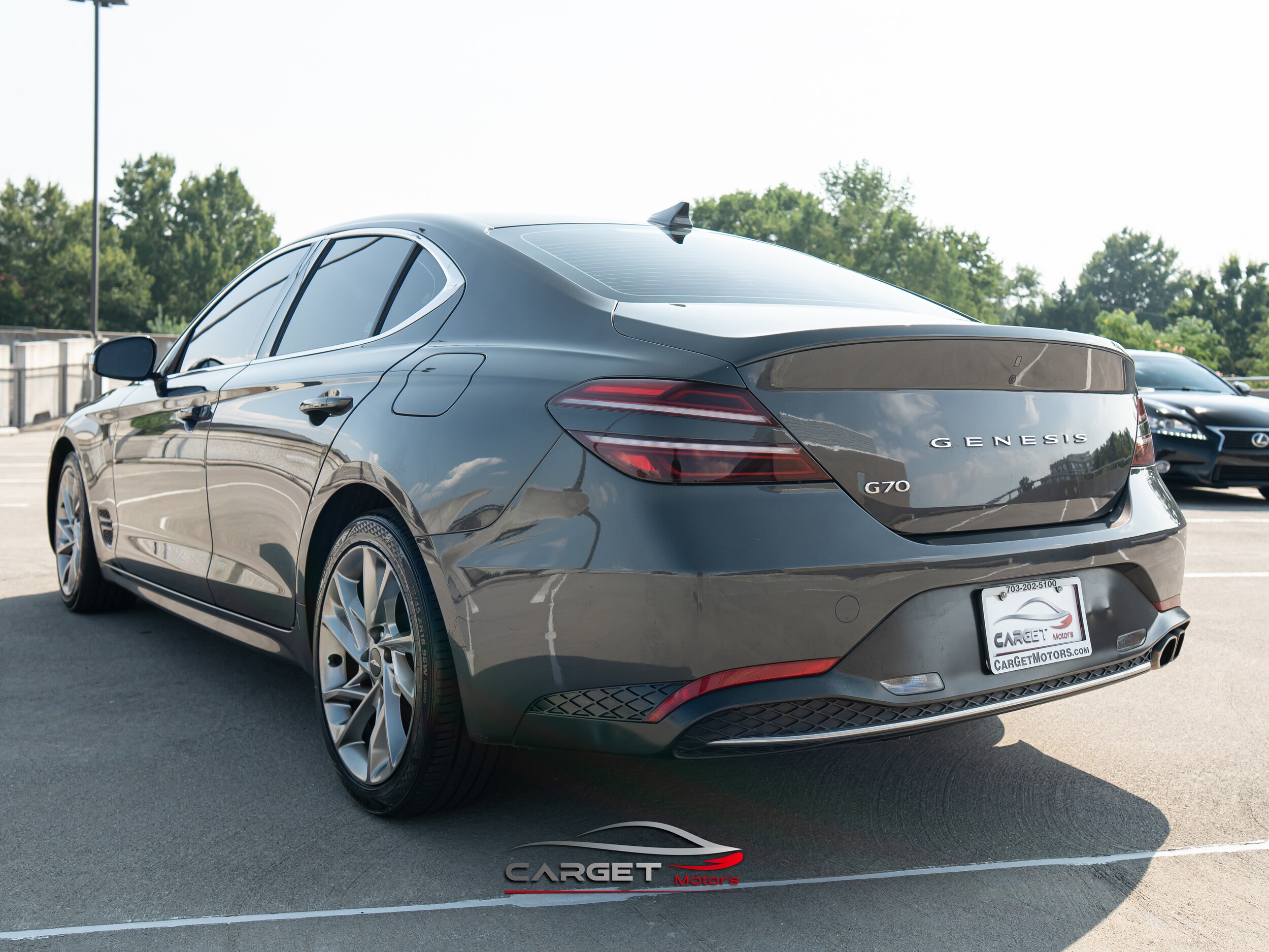 2022 Genesis G70 2.0T photo 3