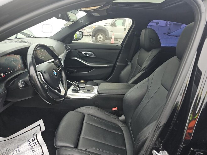 2021 Bmw 330i xDrive photo 3