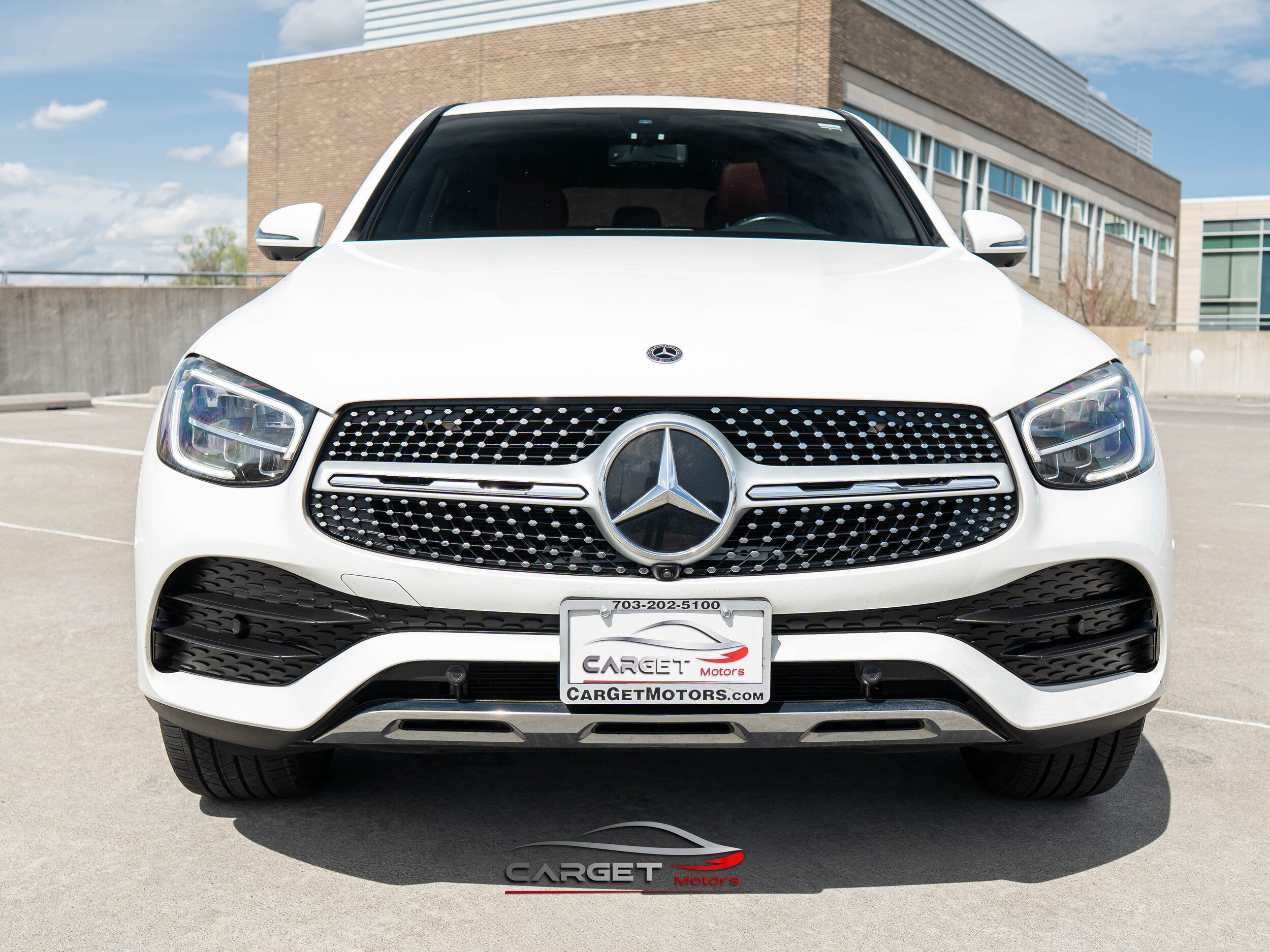 2021 Mercedes Benz GLC 300 4MATIC photo 2