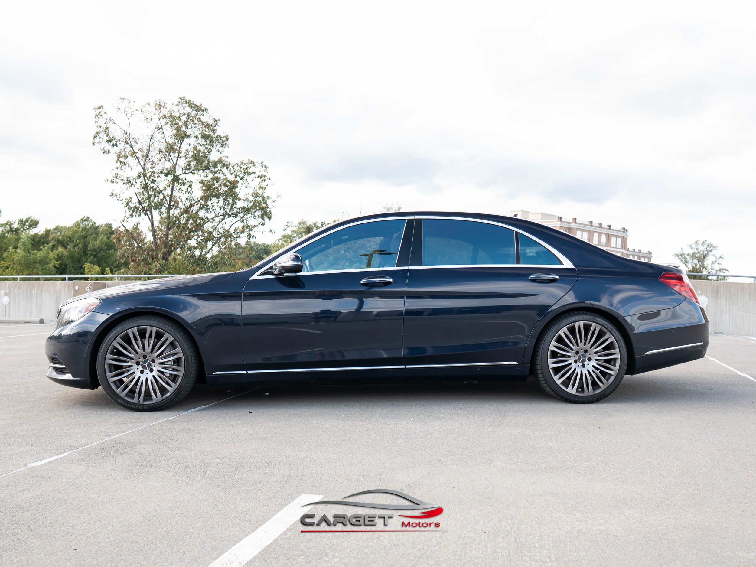 2017 Mercedes Benz S 550 4MATIC photo 3