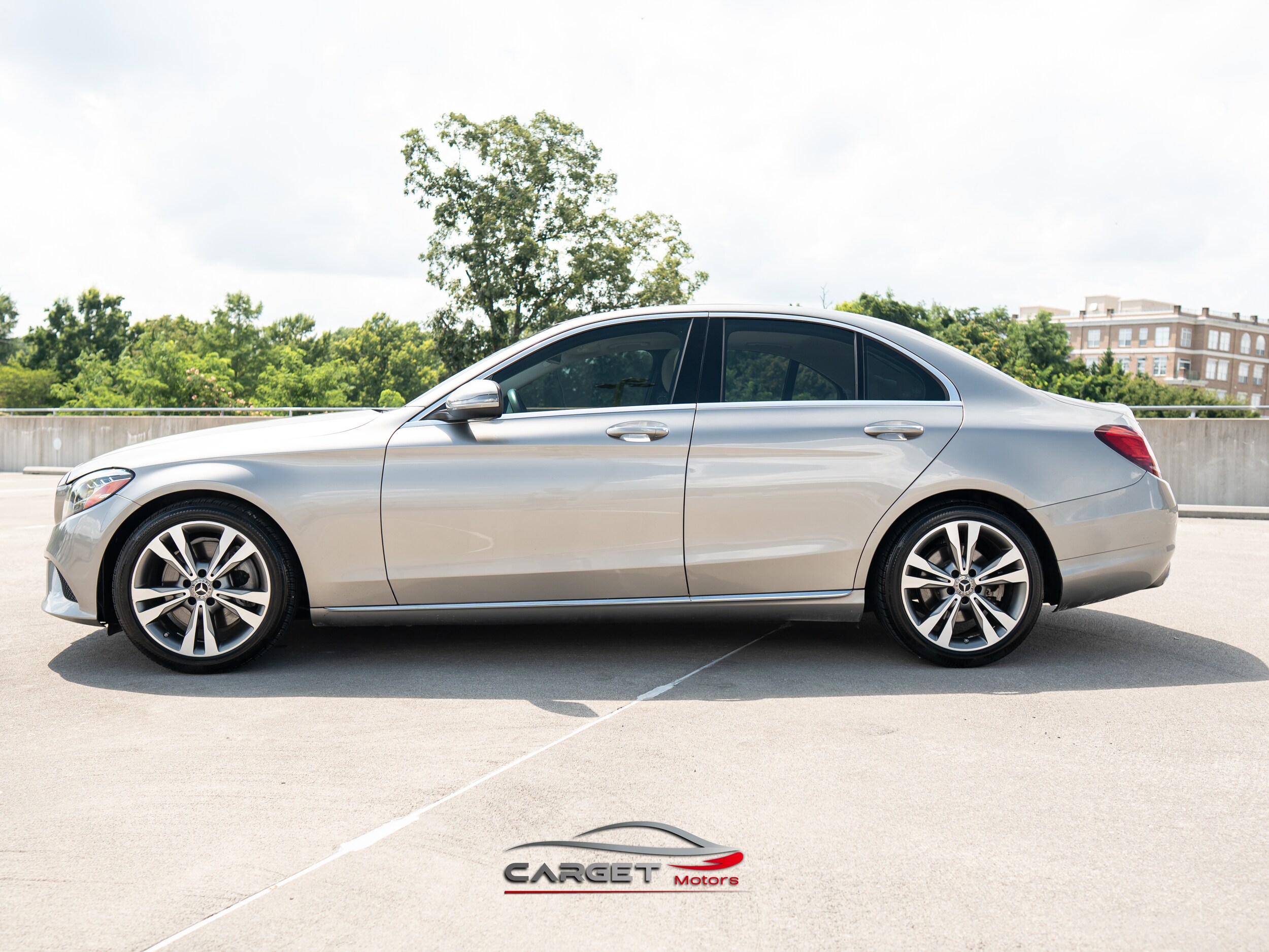 2019 Mercedes Benz C 300 photo 4