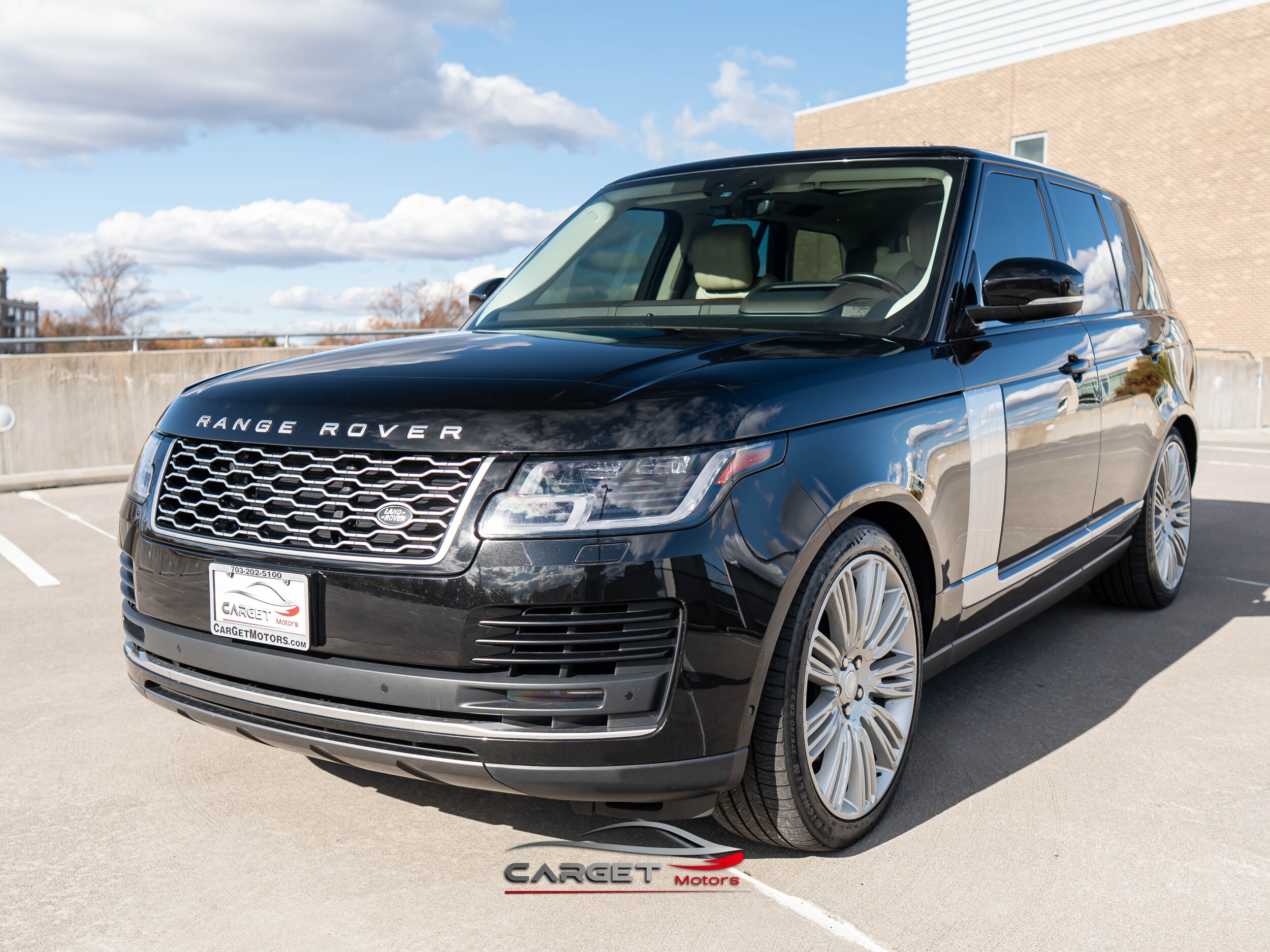 2021 Land Rover Range Rover P525 HSE HSE Westminster Edition photo 2