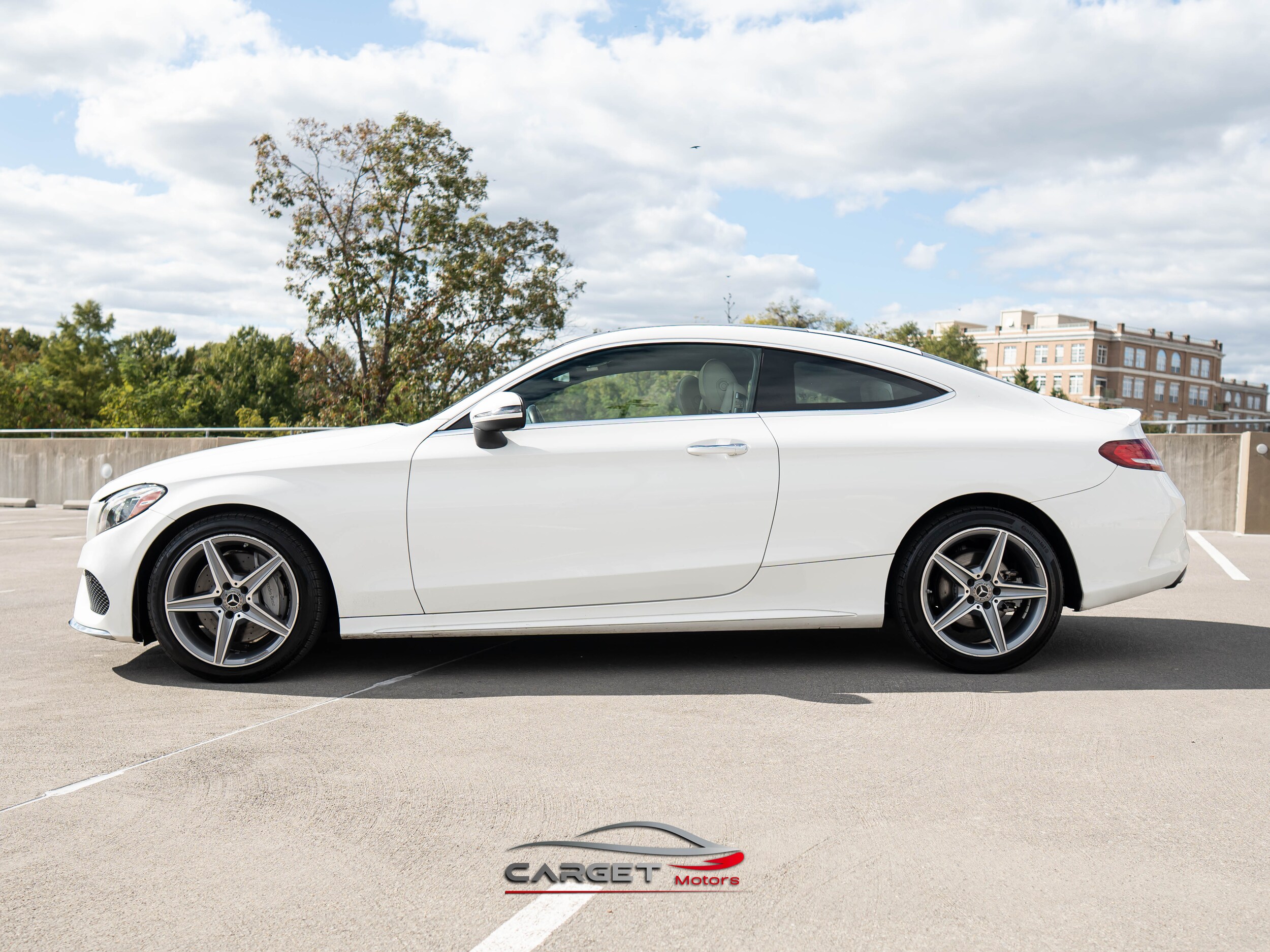 2018 Mercedes Benz C 300 4MATIC photo 2