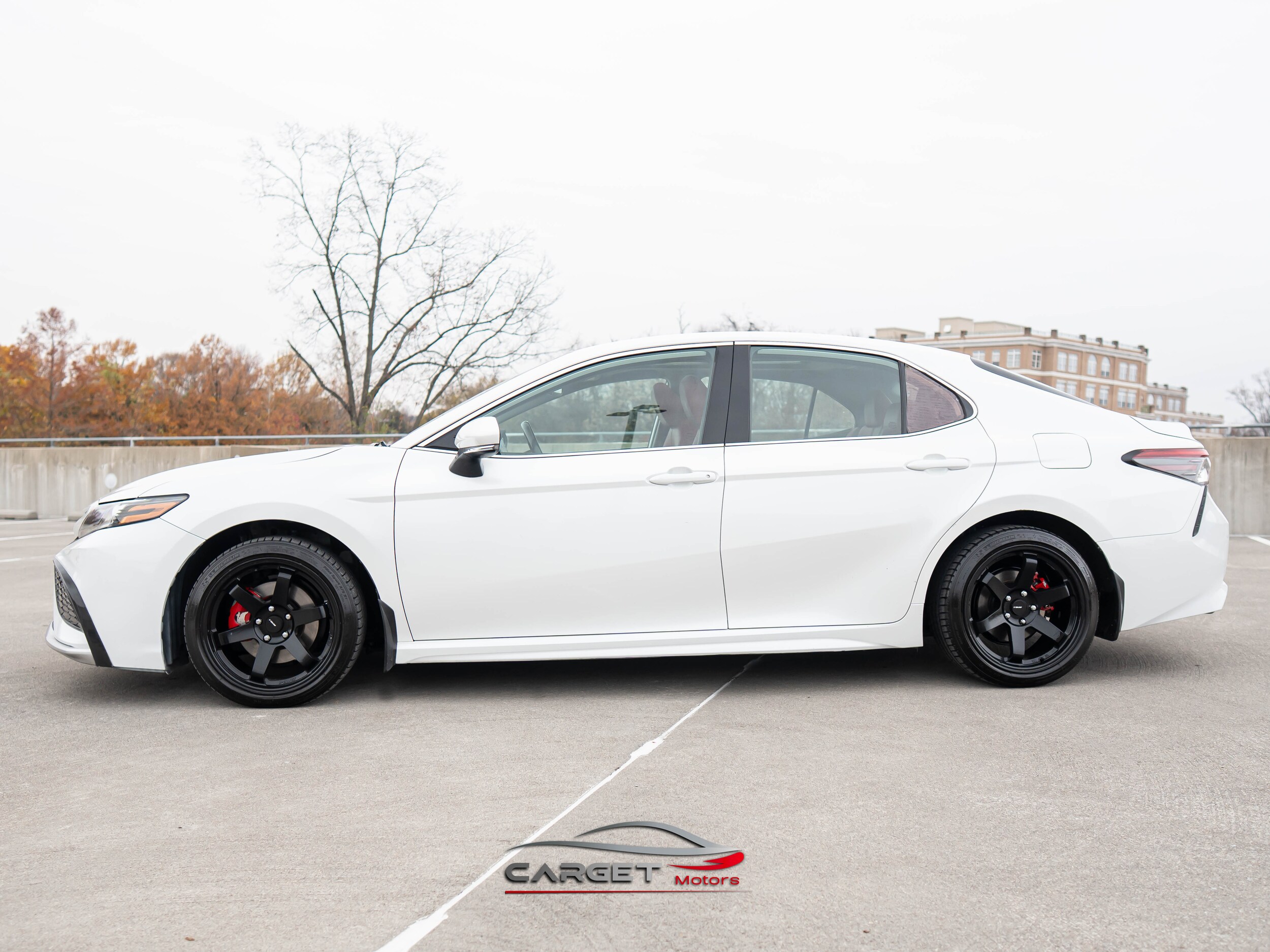 2023 Toyota Camry XSE photo 3