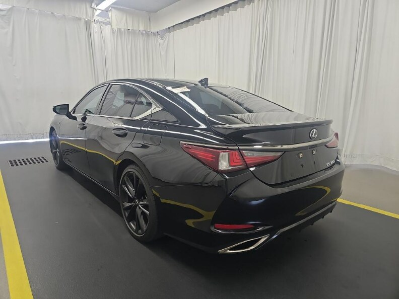 2022 Lexus ES 350 F SPORT photo 3