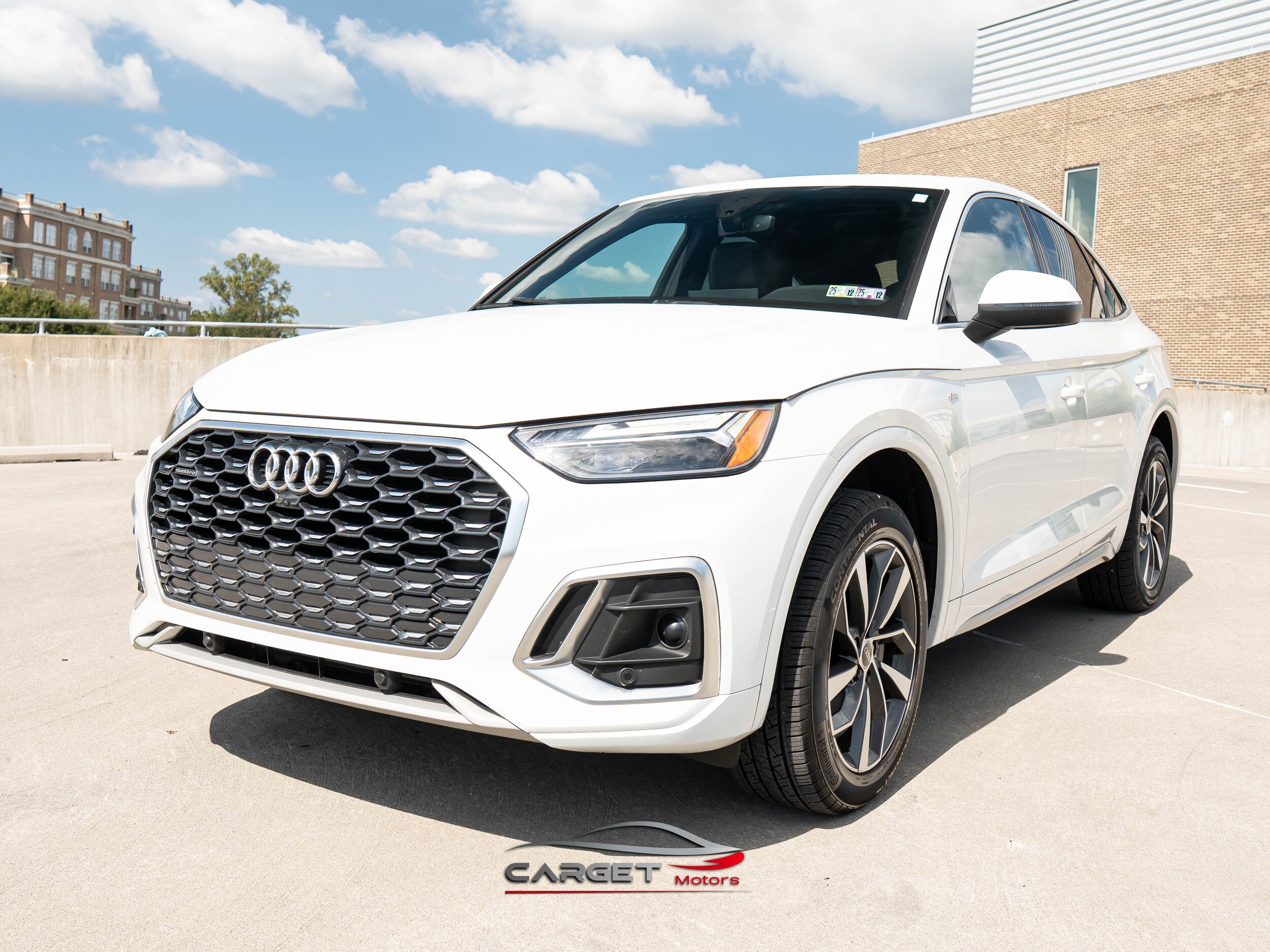 2022 Audi Q5 Sportback S line Premium Plus photo 2