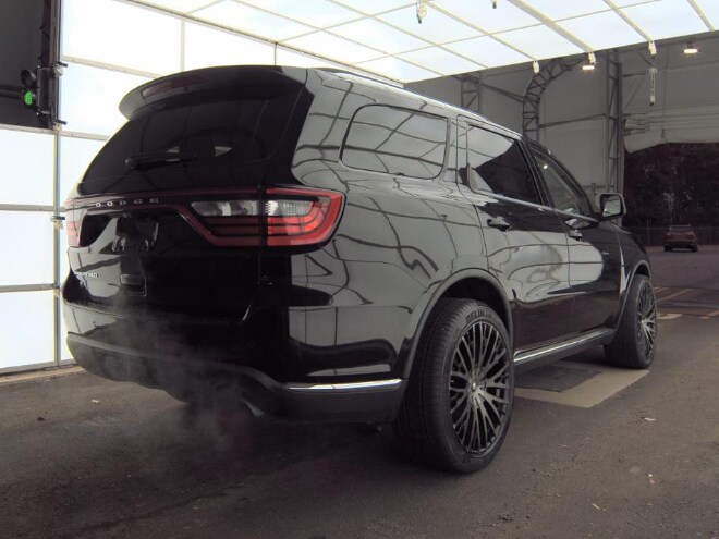 2022 Dodge Durango SXT photo 3
