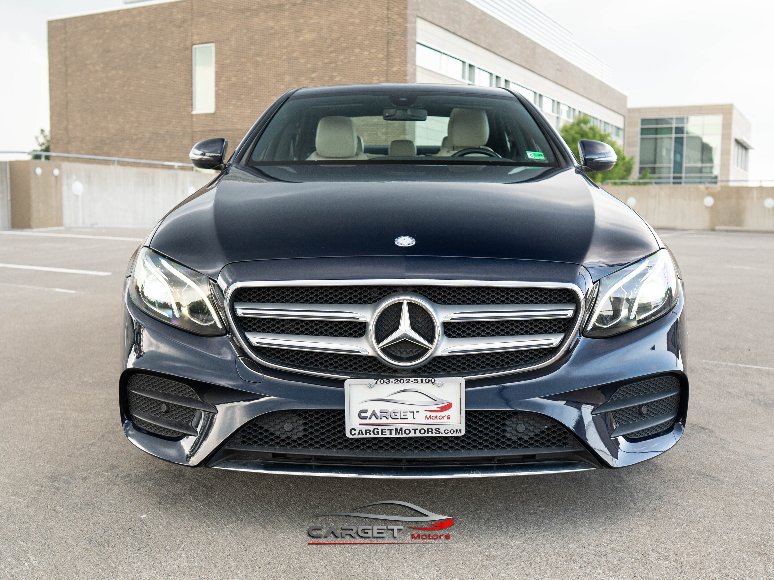 2017 Mercedes Benz E 300 4MATIC photo 2