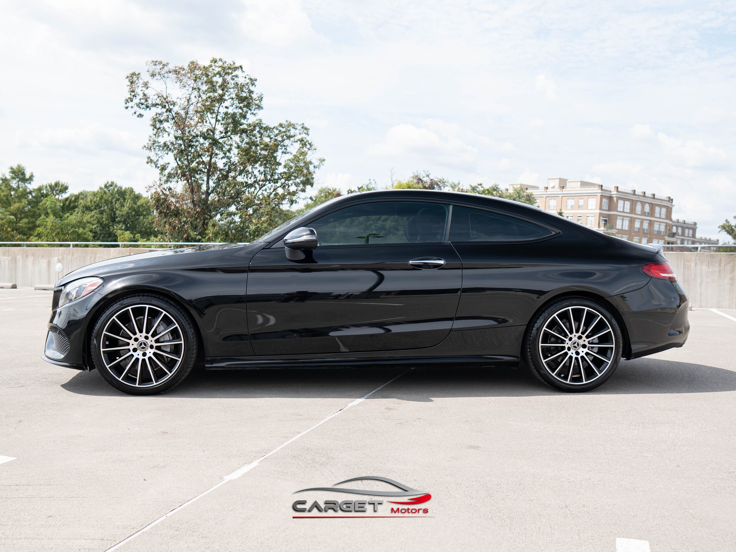 2018 Mercedes Benz C 300 photo 3
