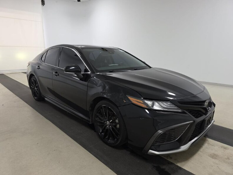 2021 Toyota Camry XSE photo 2
