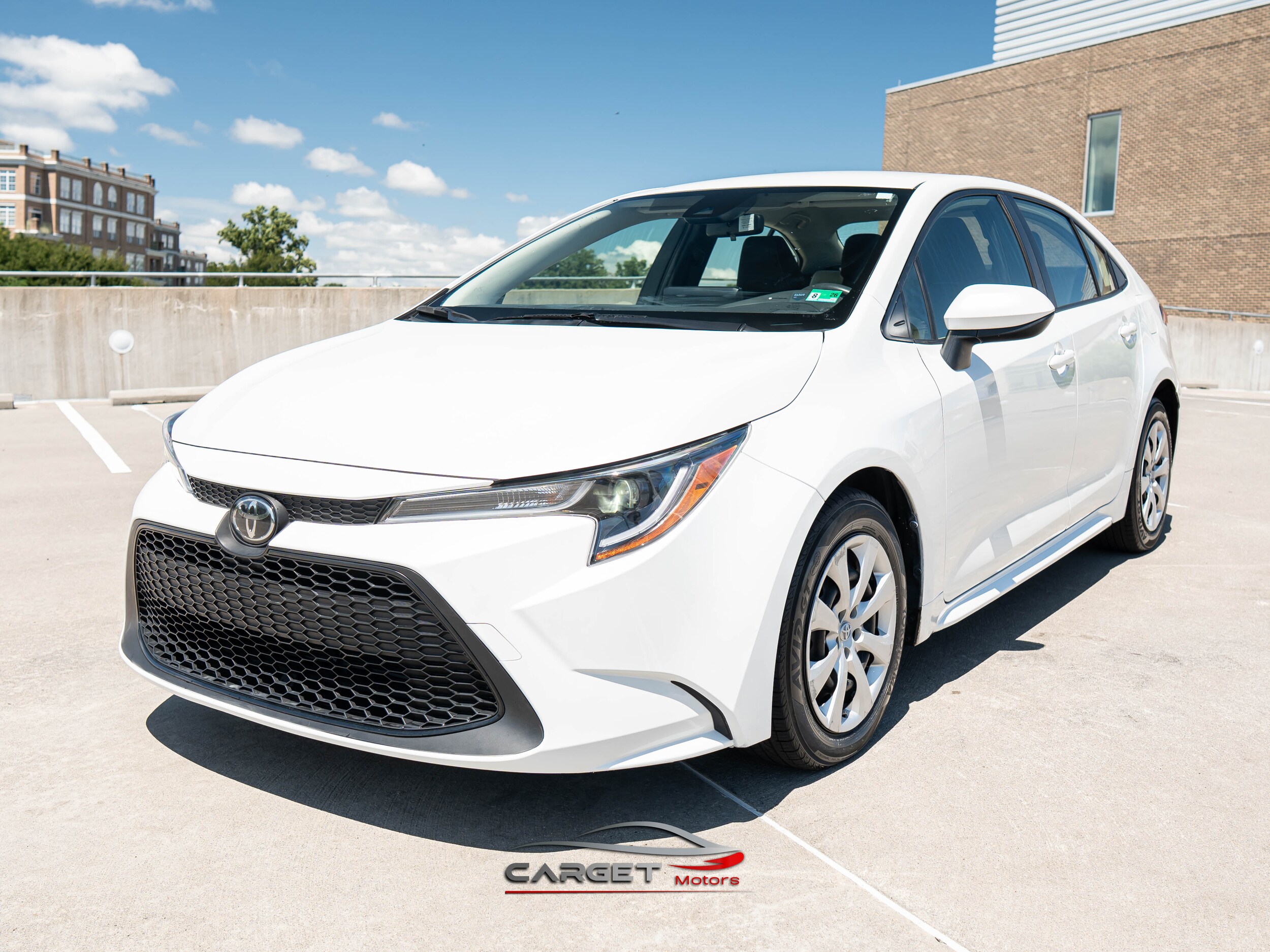 2022 Toyota Corolla LE photo 3