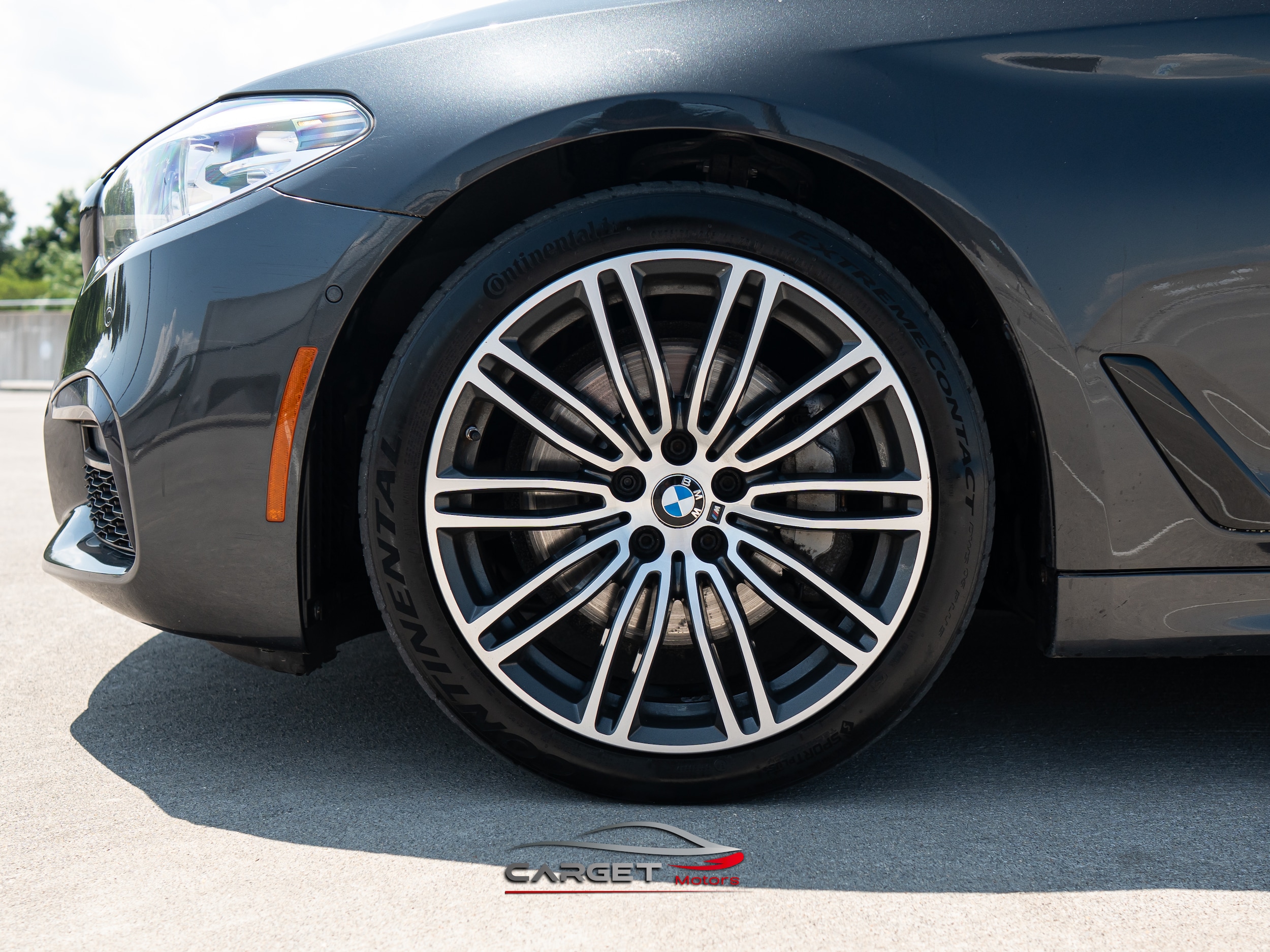 Used 2018 BMW 540i For Sale at CarGet Motors | VIN: WBAJE7C59JWC99539