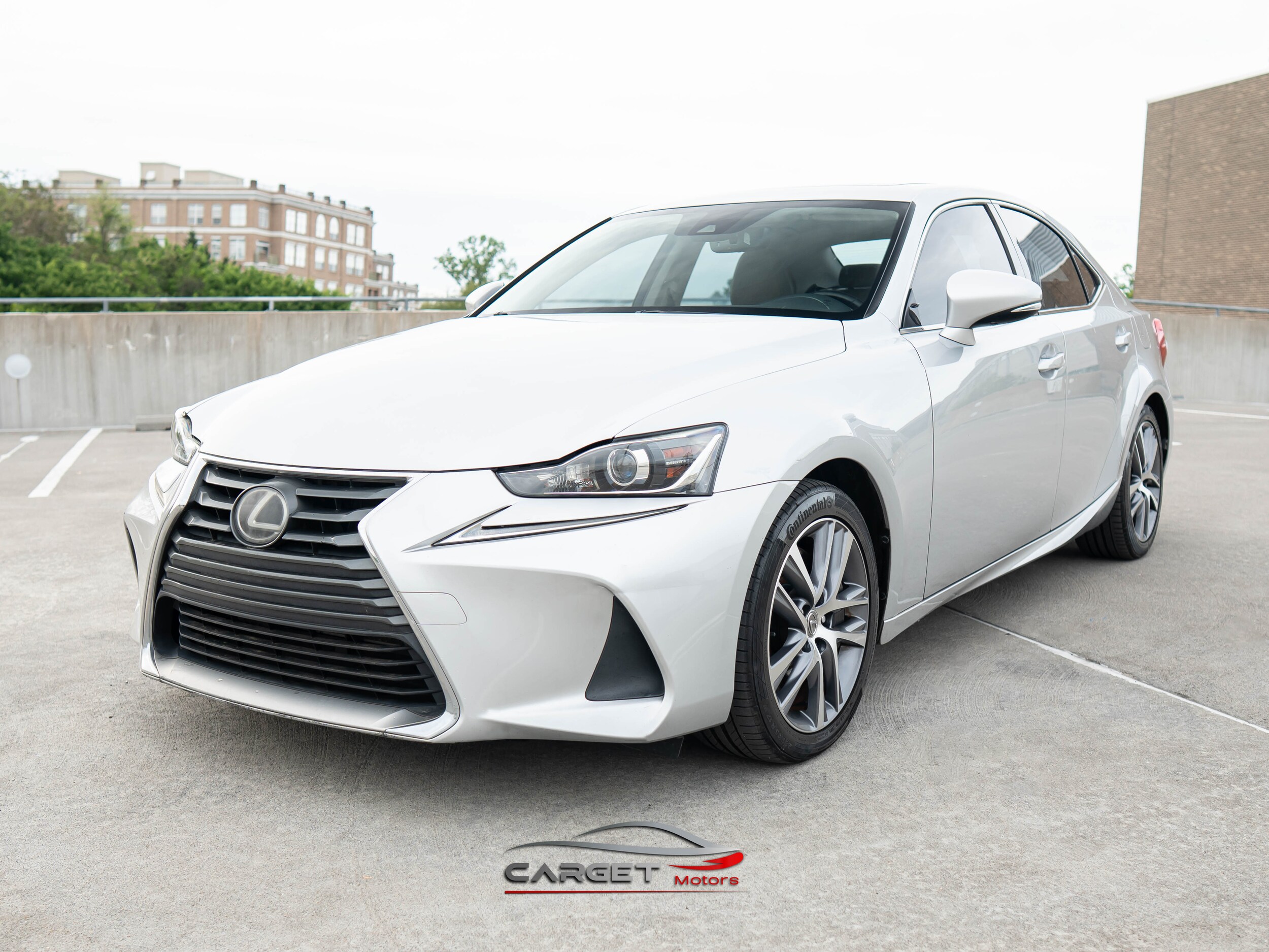 2018 Lexus IS 300 photo 3