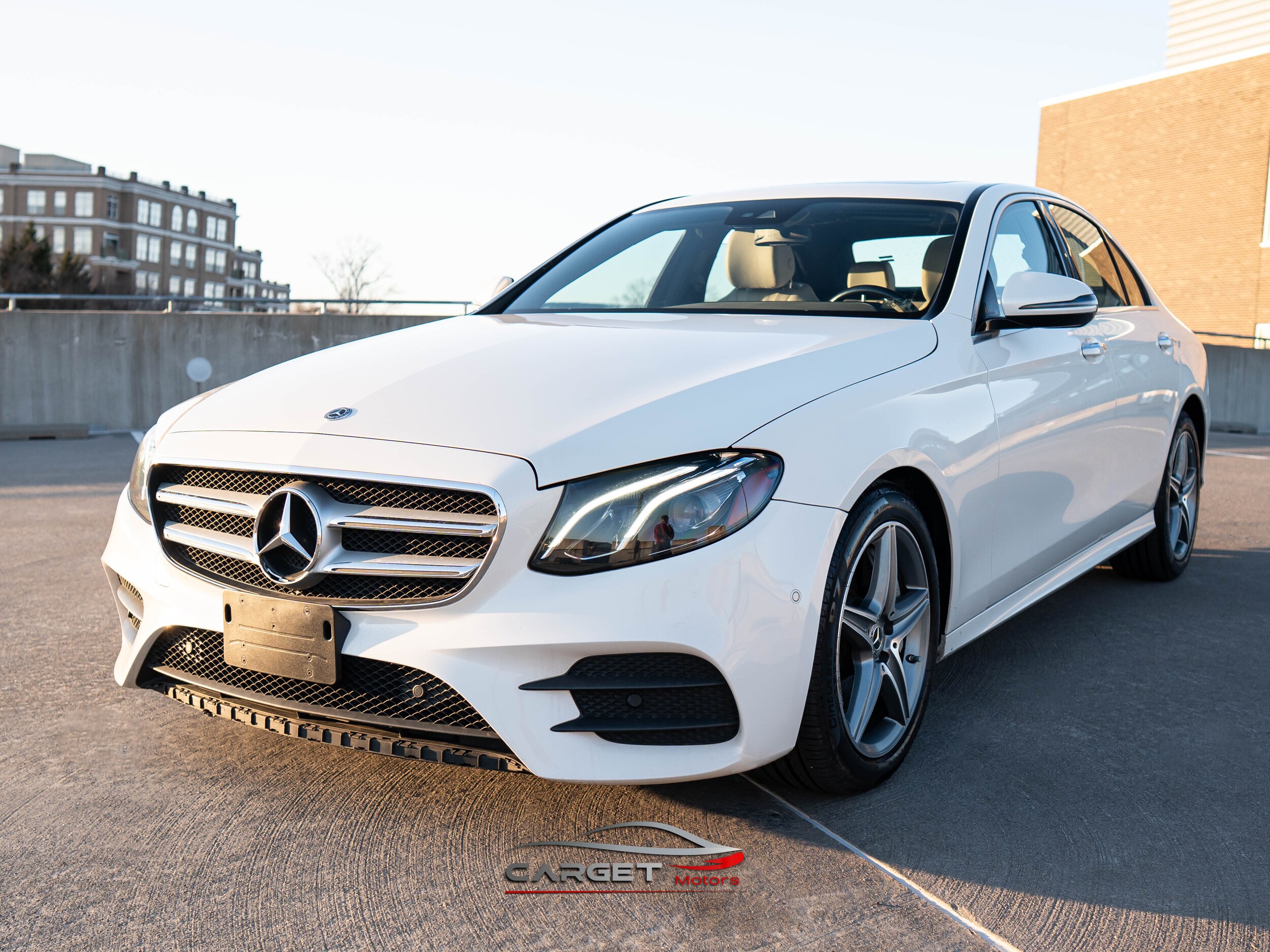 2017 Mercedes Benz E 300 4MATIC AMG photo 3