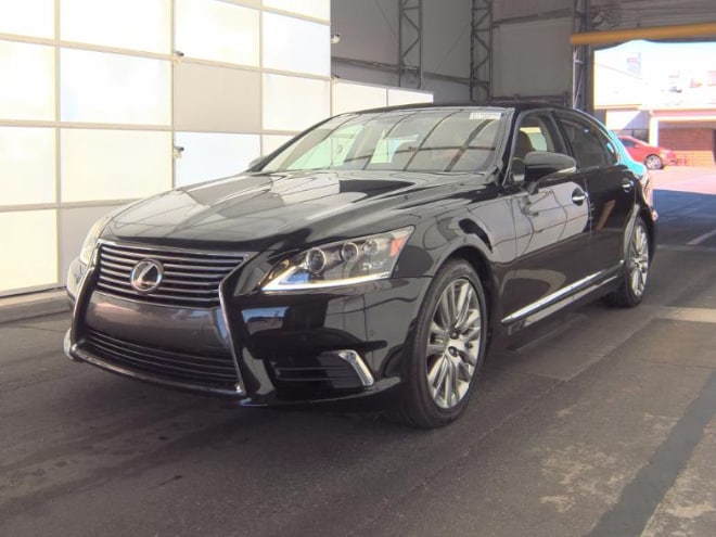 2014 Lexus LS L's photo