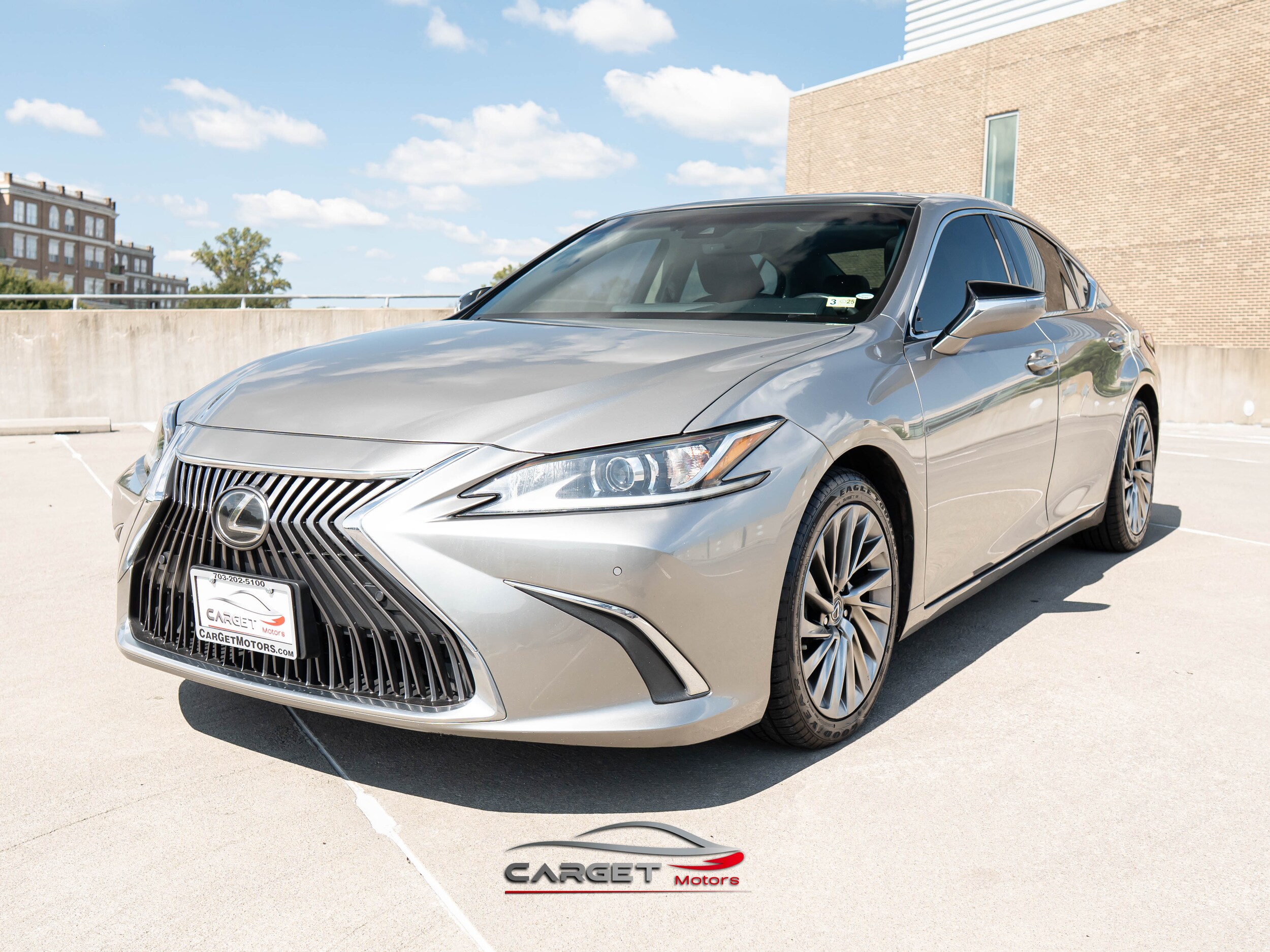 2019 Lexus ES 350 Luxury photo 3