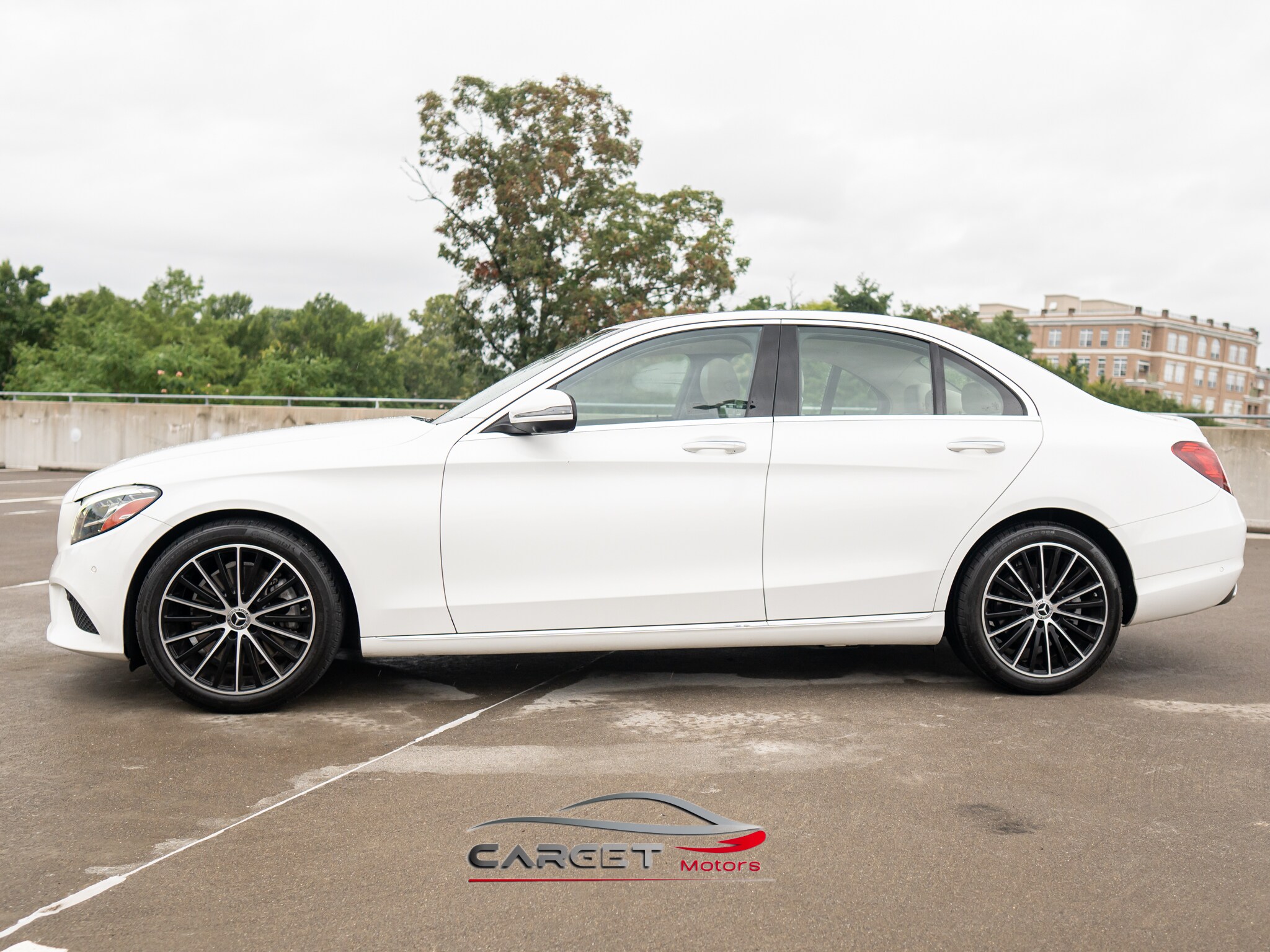 2020 Mercedes Benz C 300 Sedan photo 4