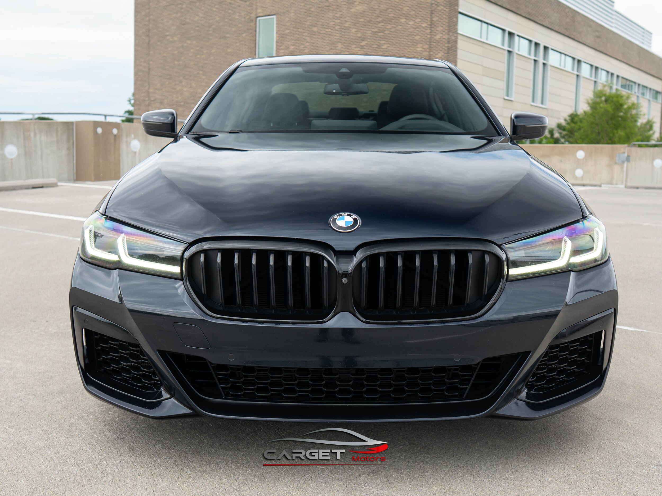 2021 Bmw M550i xDrive photo 2