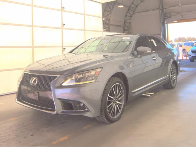 2013 Lexus LS Base's photo