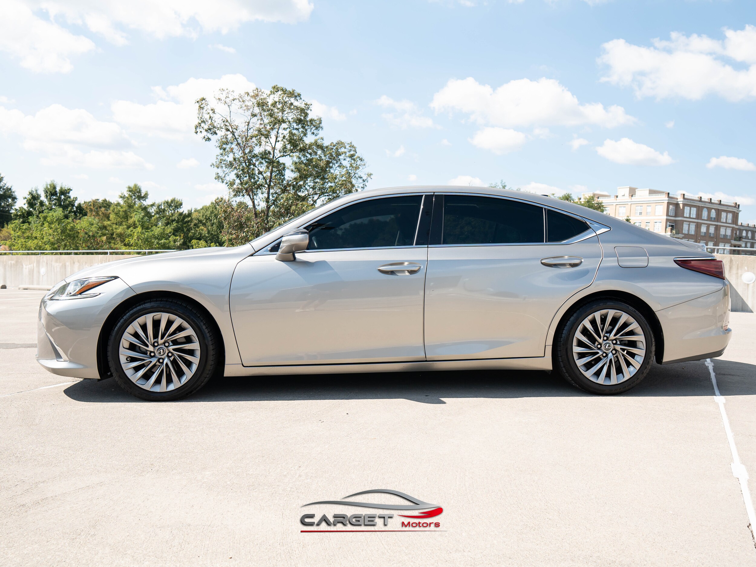 2019 Lexus ES 350 Luxury photo 4