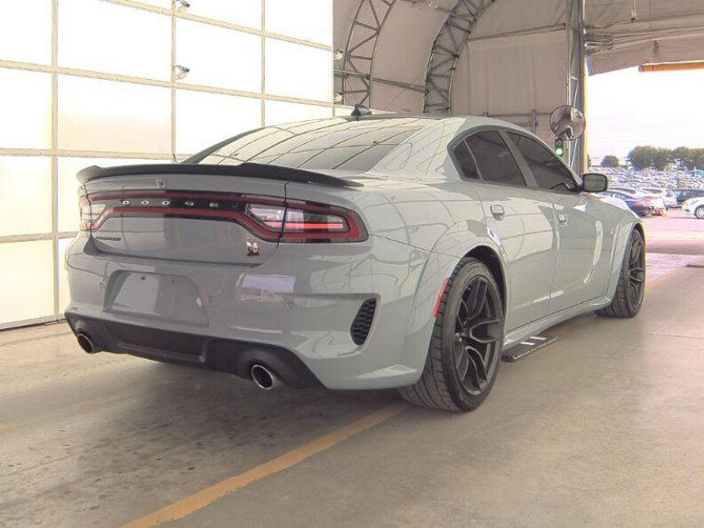 2022 Dodge Charger Scat Pack photo 3