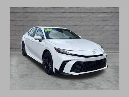 2026 Toyota Camry SE Sedan