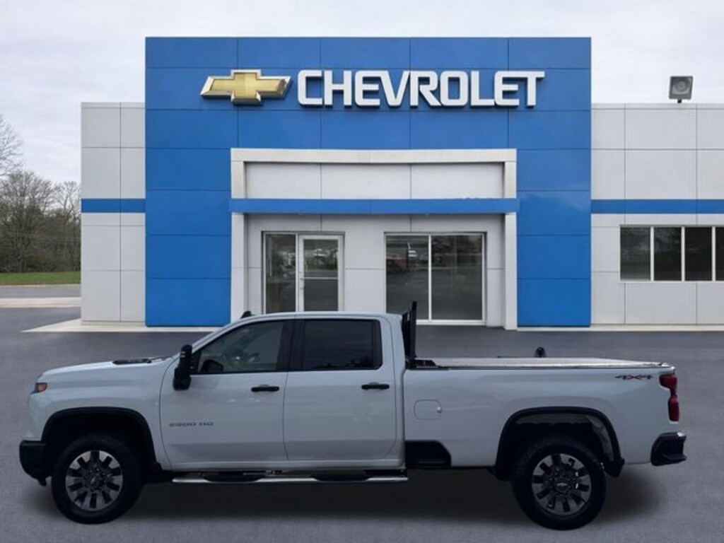 Used 2024 Chevrolet Silverado 2500 HD Custom Truck