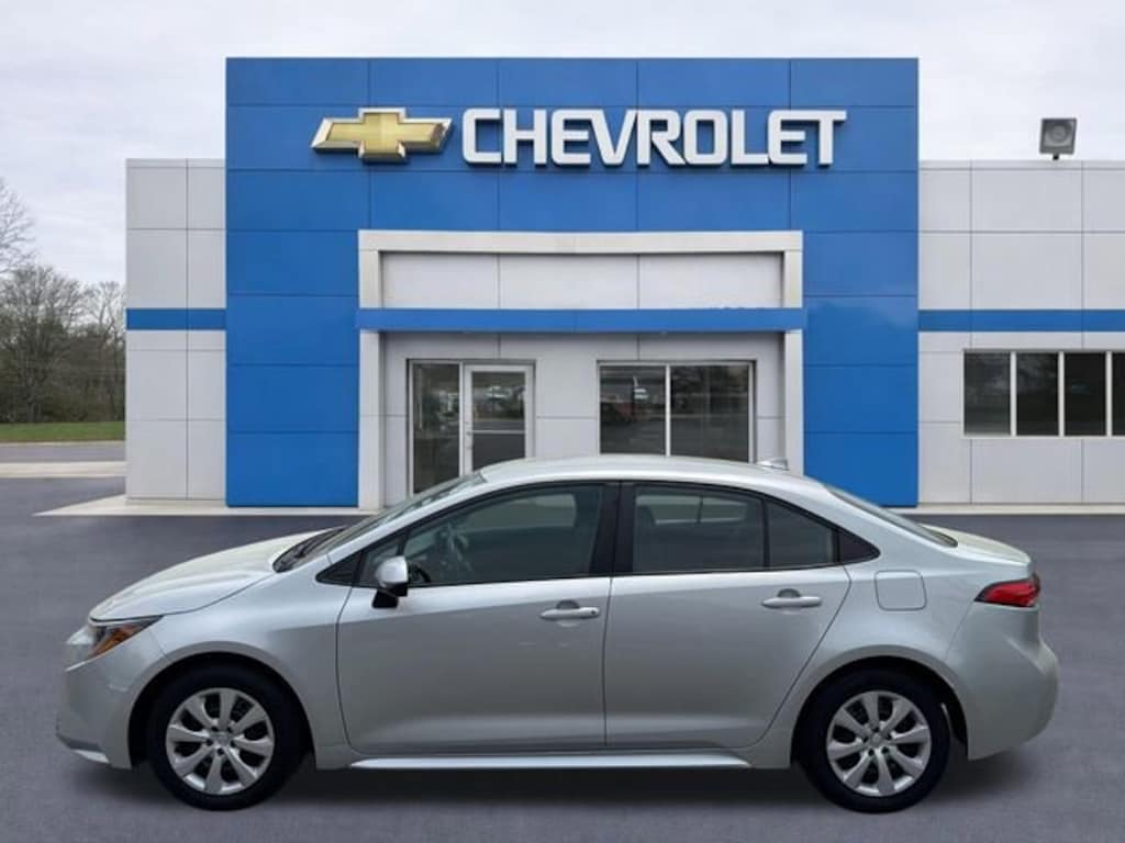 Used 2024 Toyota Corolla LE