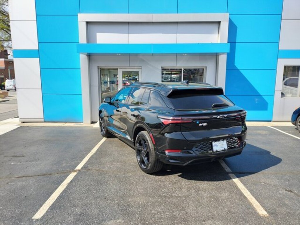 Used 2024 Chevrolet Equinox EV RS SUV