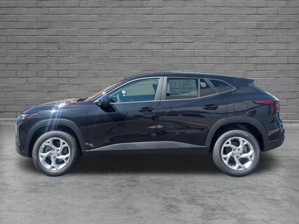 New 2026 Chevrolet Trax LS SUV