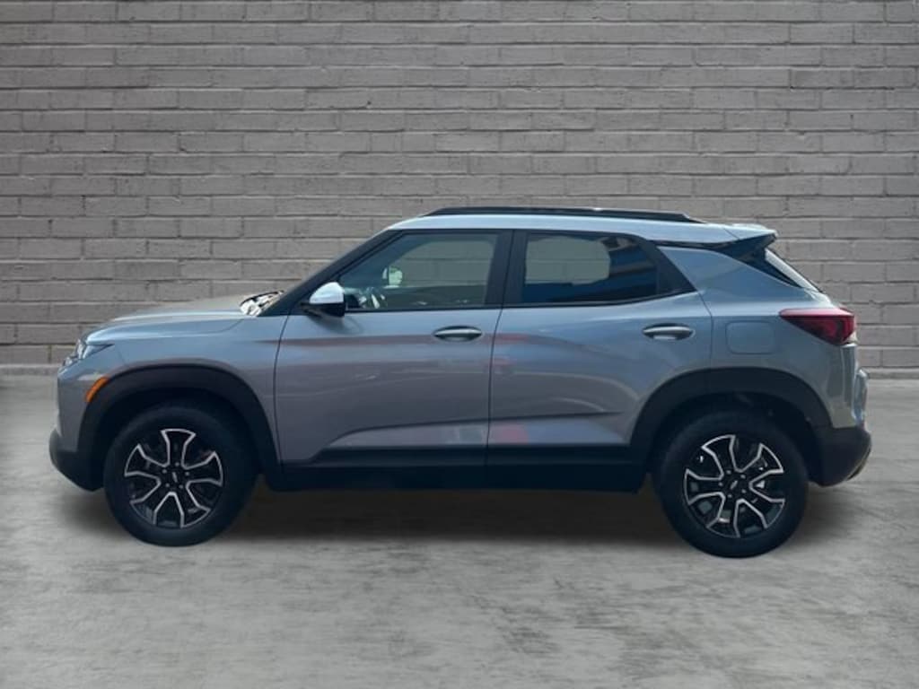Used 2023 Chevrolet Trailblazer Activ SUV