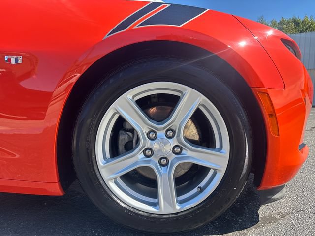 2019 Chevrolet Camaro 1LT - Photo 9