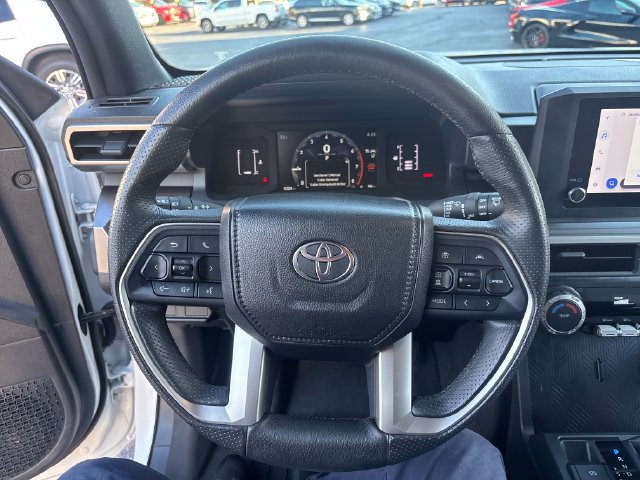 2025 Toyota 4Runner SR5 - Photo 16