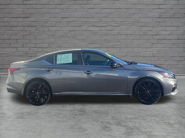 2022 Nissan Altima SR - Photo 7