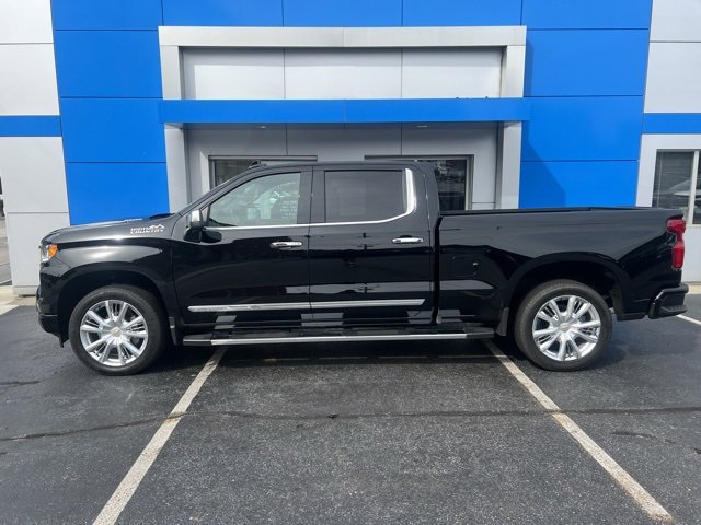 2025 Chevrolet Silverado 1500 High Country photo 4