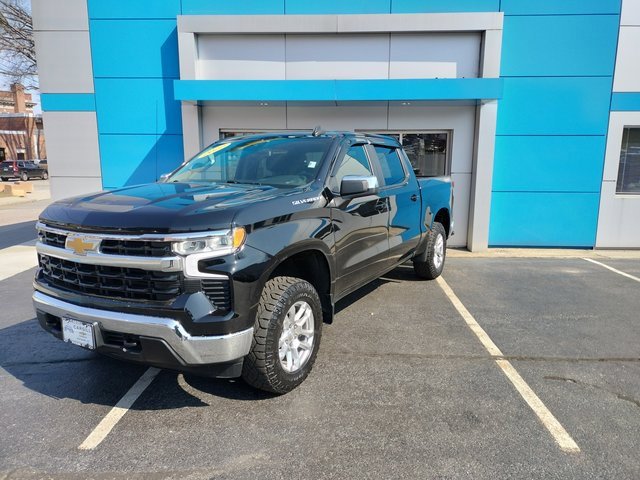 Used 2022 Chevrolet Silverado 1500 LT with VIN 1GCPDKEK5NZ522392 for sale in Putnam, CT