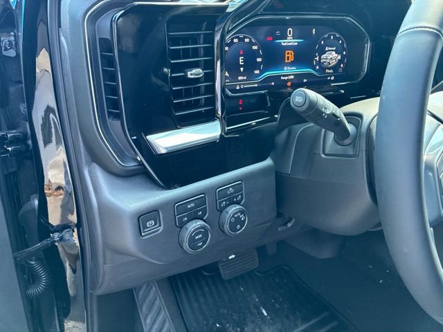 2025 Chevrolet Silverado 1500 LT - Photo 15
