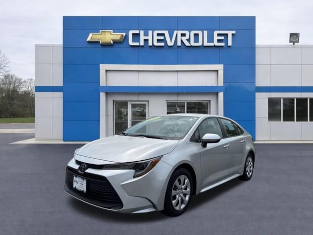Used 2024 Toyota Corolla LE