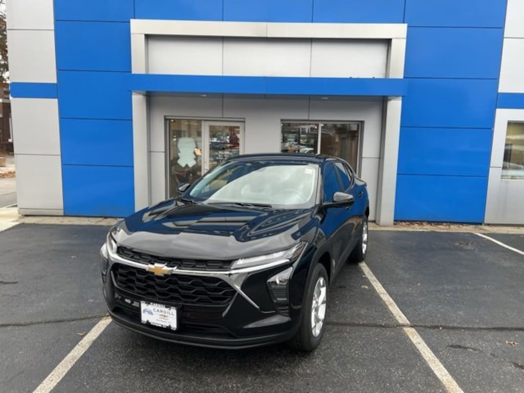 New 2026 Chevrolet Trax LS SUV