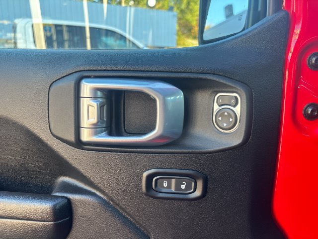 2023 Jeep Wrangler 4xe Willys 4XE - Photo 14