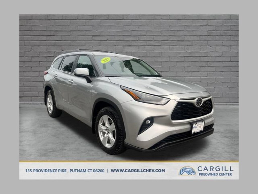 Used 2023 Toyota Highlander LE SUV