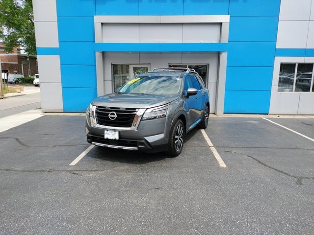 Used 2024 Nissan Pathfinder Platinum with VIN 5N1DR3DJXRC275281 for sale in Putnam, CT