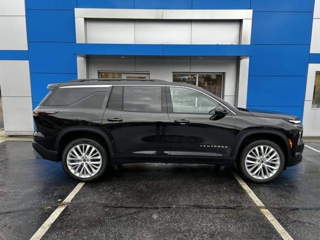 New 2026 Chevrolet Traverse LT SUV