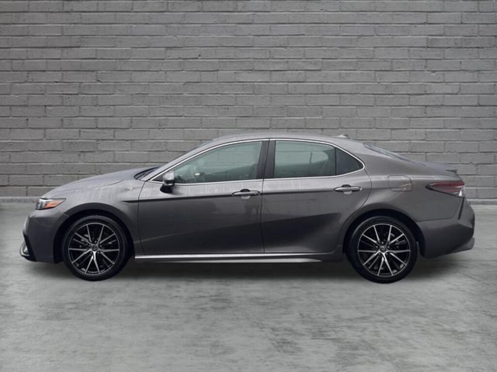 Used 2024 Toyota Camry SE Sedan