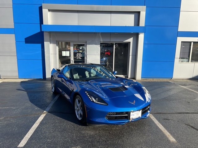 2014 Chevrolet Corvette Stingray 1LT photo 2