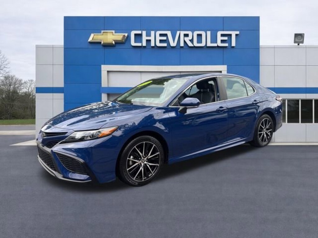 Used 2024 Toyota Camry SE