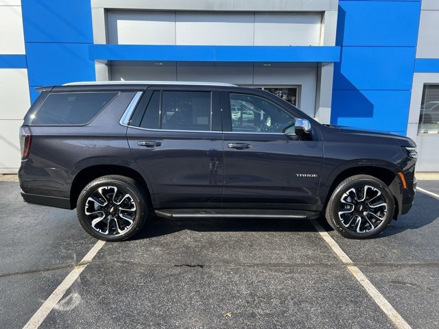2025 Chevrolet Tahoe Premier photo 3